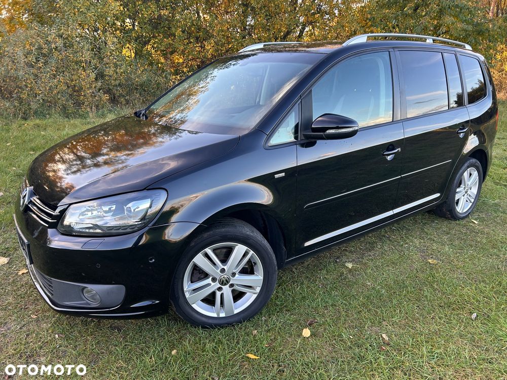 Volkswagen Touran 2013 photo 2