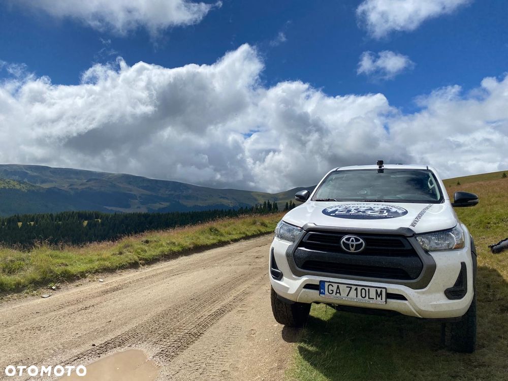 Toyota Hilux 2.4 D-4D Extra Cab DLX 4x4 - 2