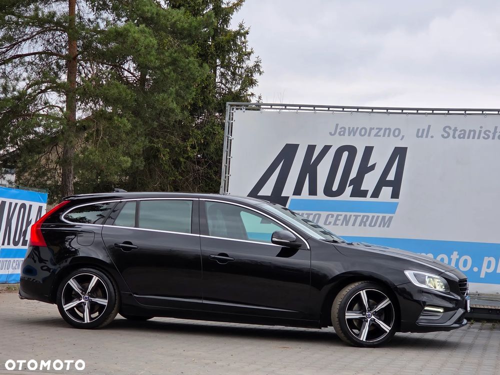 Volvo V60 T4 Geartronic R-Design - 2