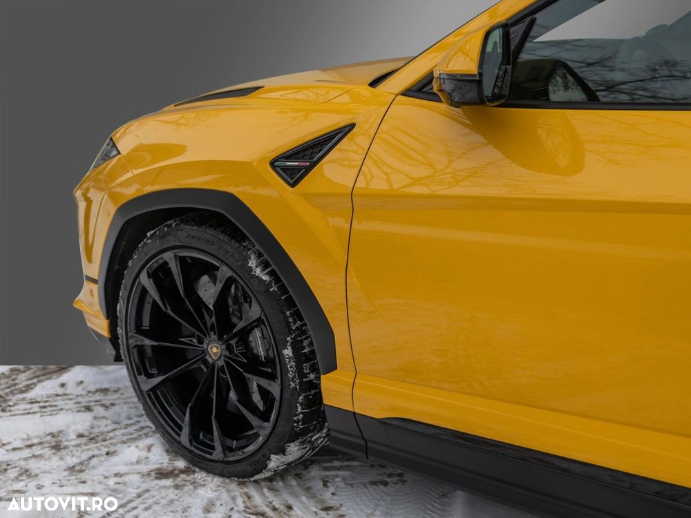 Lamborghini URUS - 16