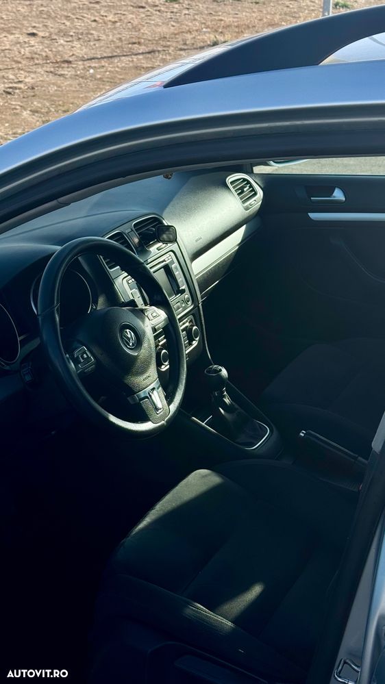 Volkswagen Golf - 2