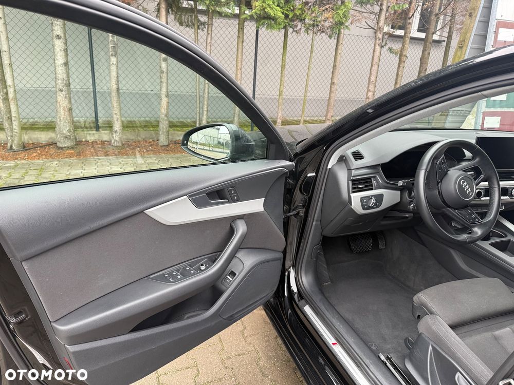 Audi A4 Limousine 40 TDI S Line S tronic - 13