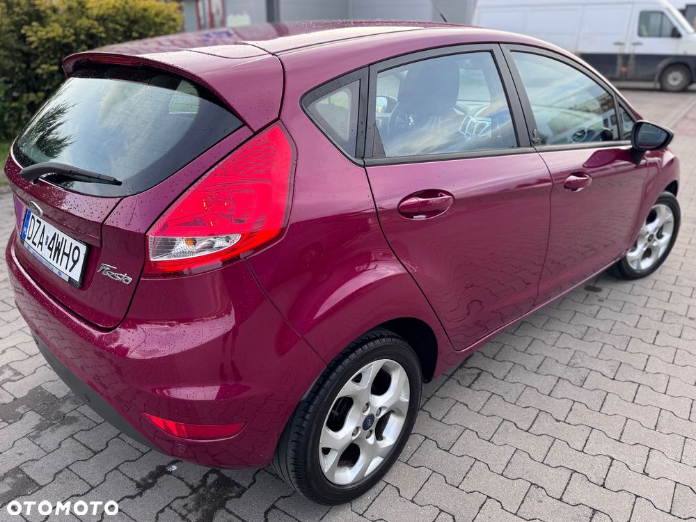 Ford Fiesta 1.25 Champions Edition - 4