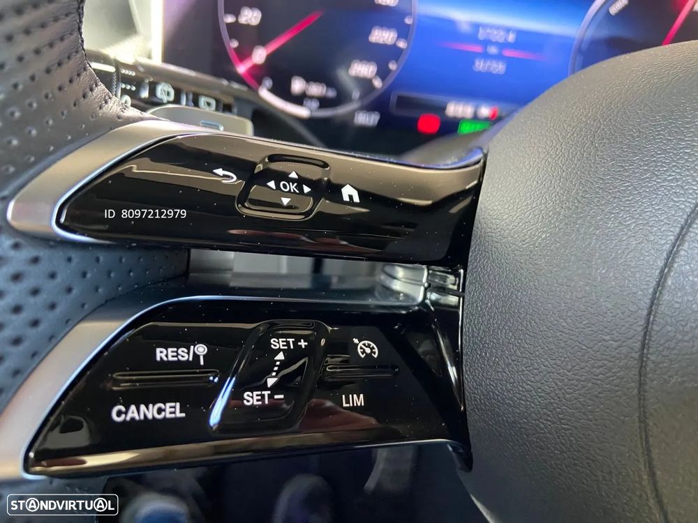 Mercedes-Benz GLC 300 e 4Matic 9G-TRONIC AMG Line Advanced - 15