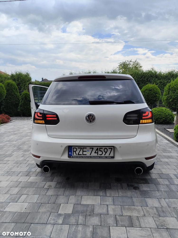 Volkswagen Golf 1.4 TSI Highline - 9
