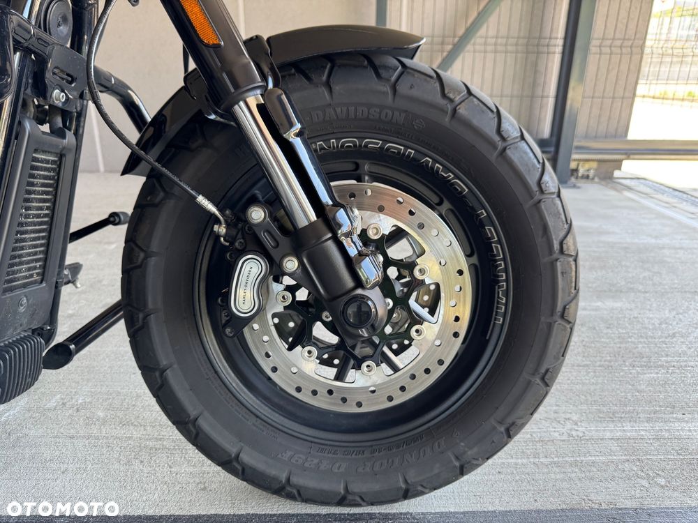 Harley-Davidson Softail Fat Bob - 22