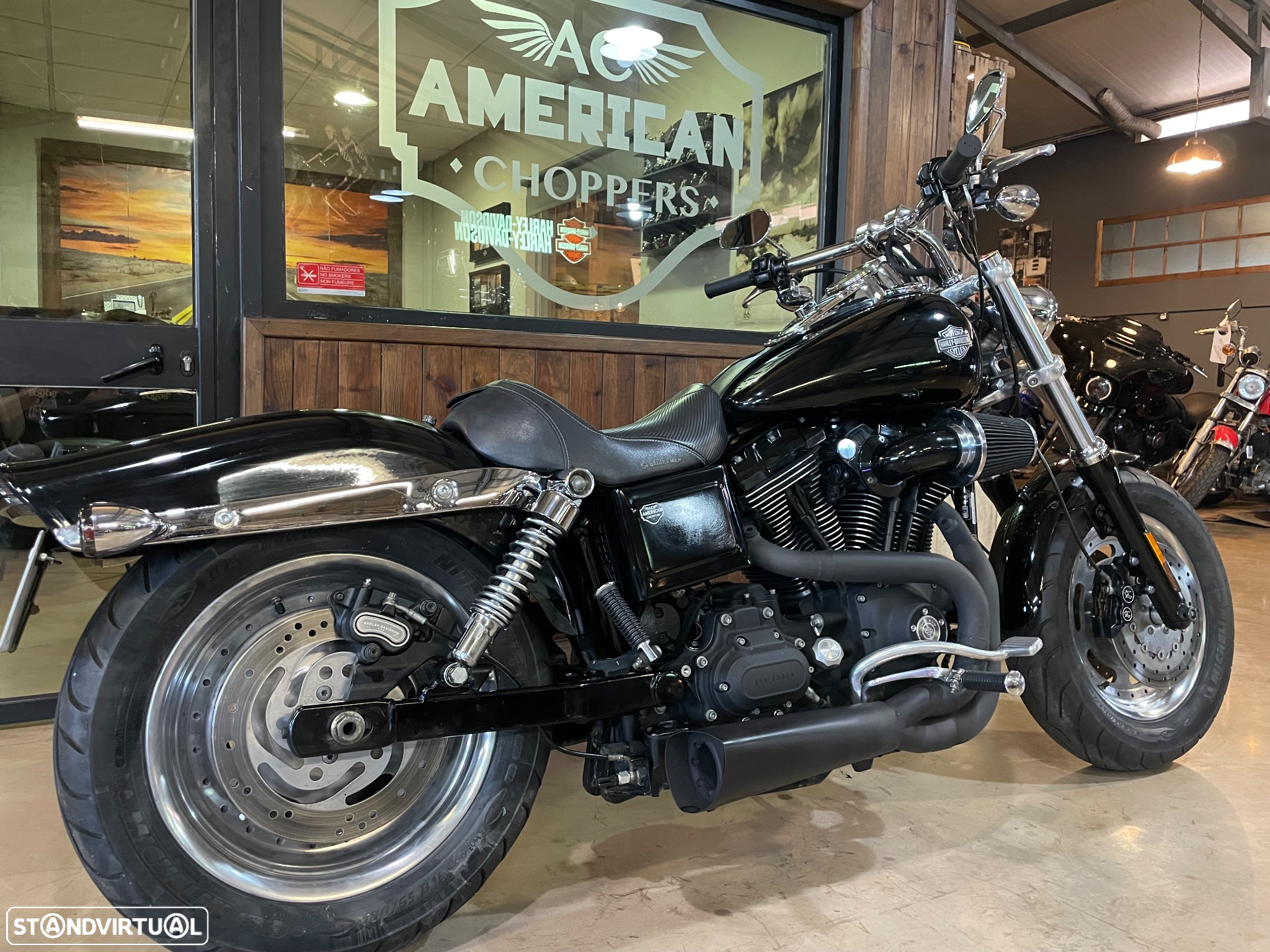 Harley-Davidson Dyna Fat Bob - 6