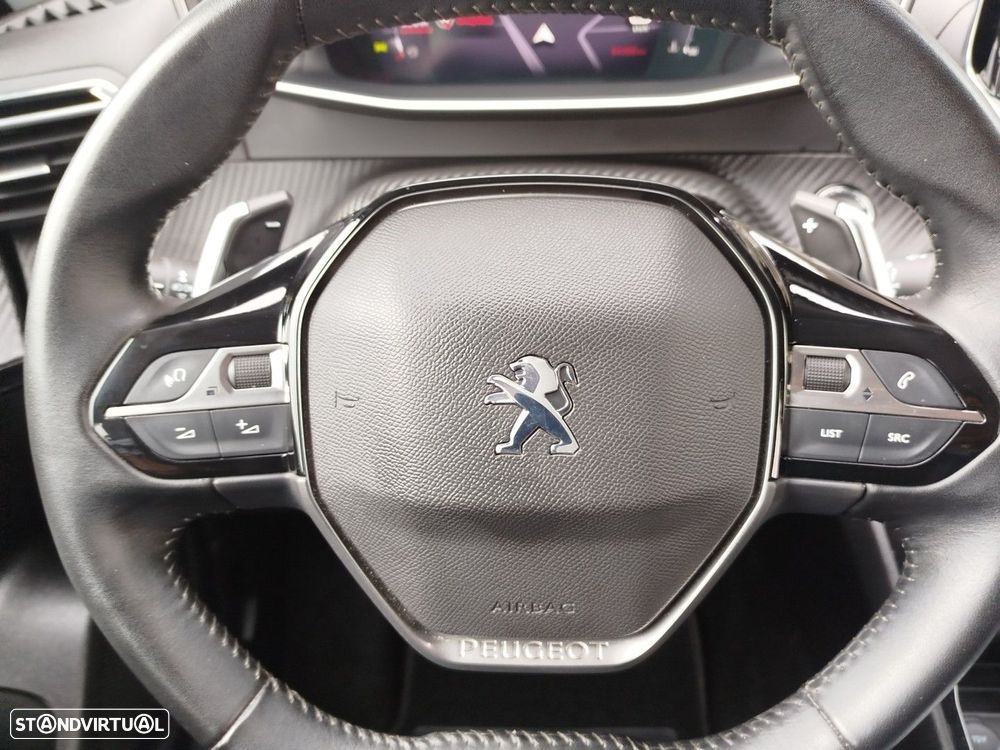 Peugeot 2008 1.2 PureTech Allure EAT8 - 8