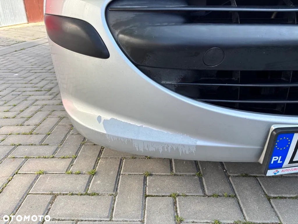 Peugeot 207 - 6