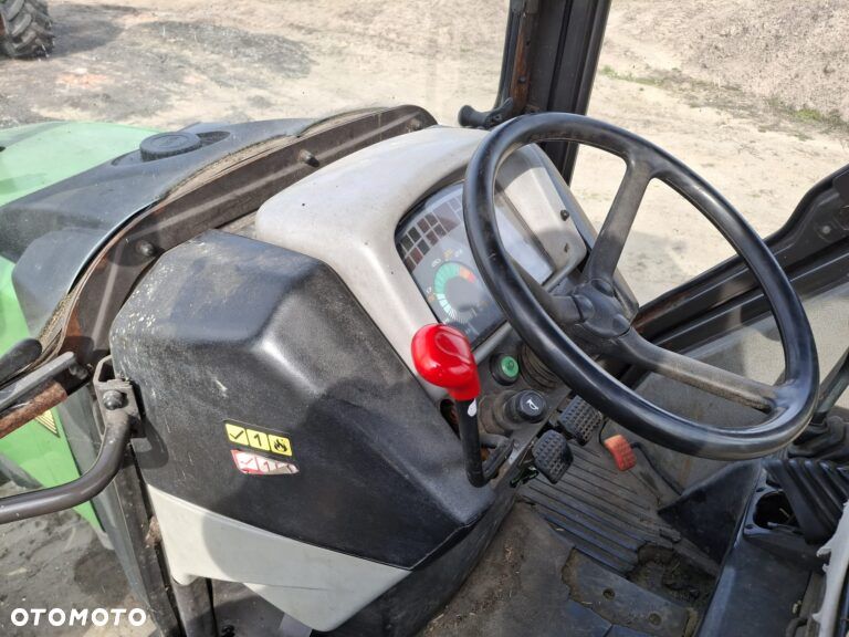 John Deere 3300X - 9