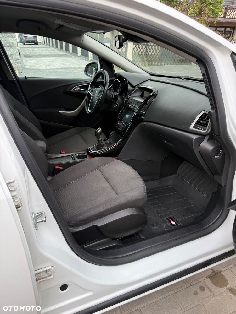 Opel Astra - 11
