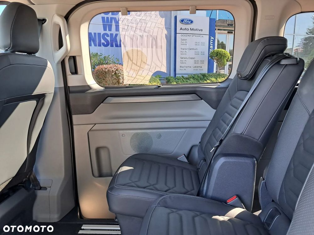 Ford Tourneo Custom 2.5 PHEV CVT 340 L2 Titanium - 32