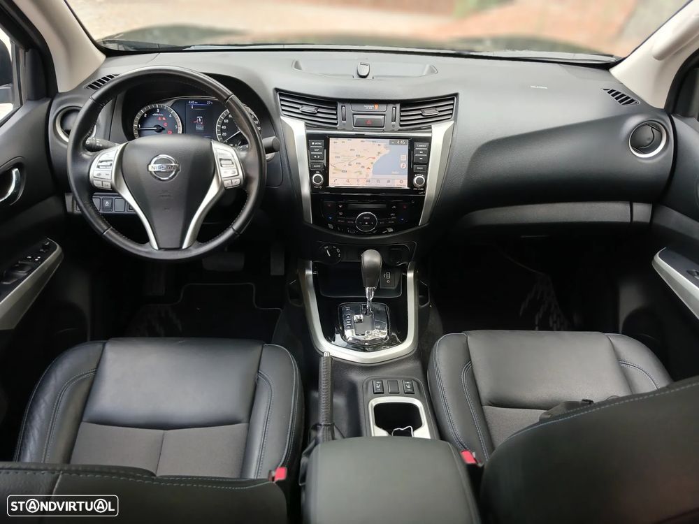 Nissan Navara 2.3 dCi CD 4WD N-Guard AT - 8
