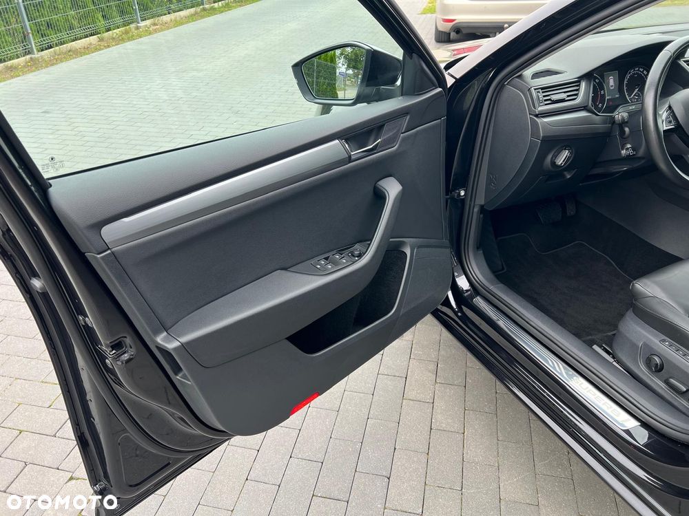 Skoda Superb 2.0 TDI 4x4 Style DSG - 30