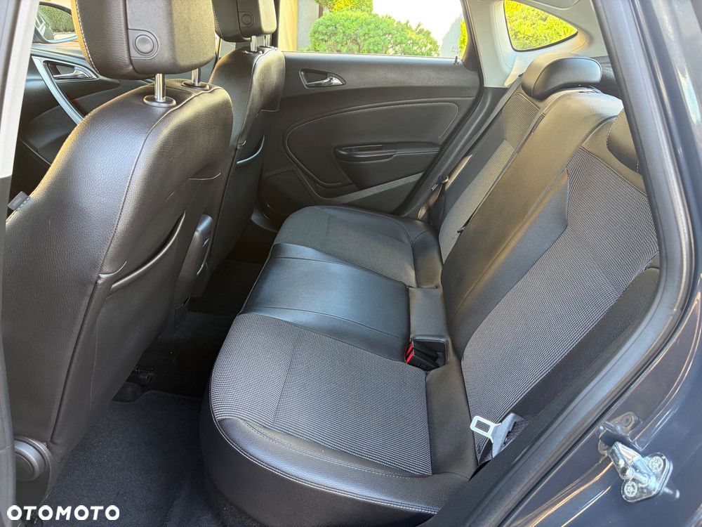 Opel Astra 1.4 Turbo - 23
