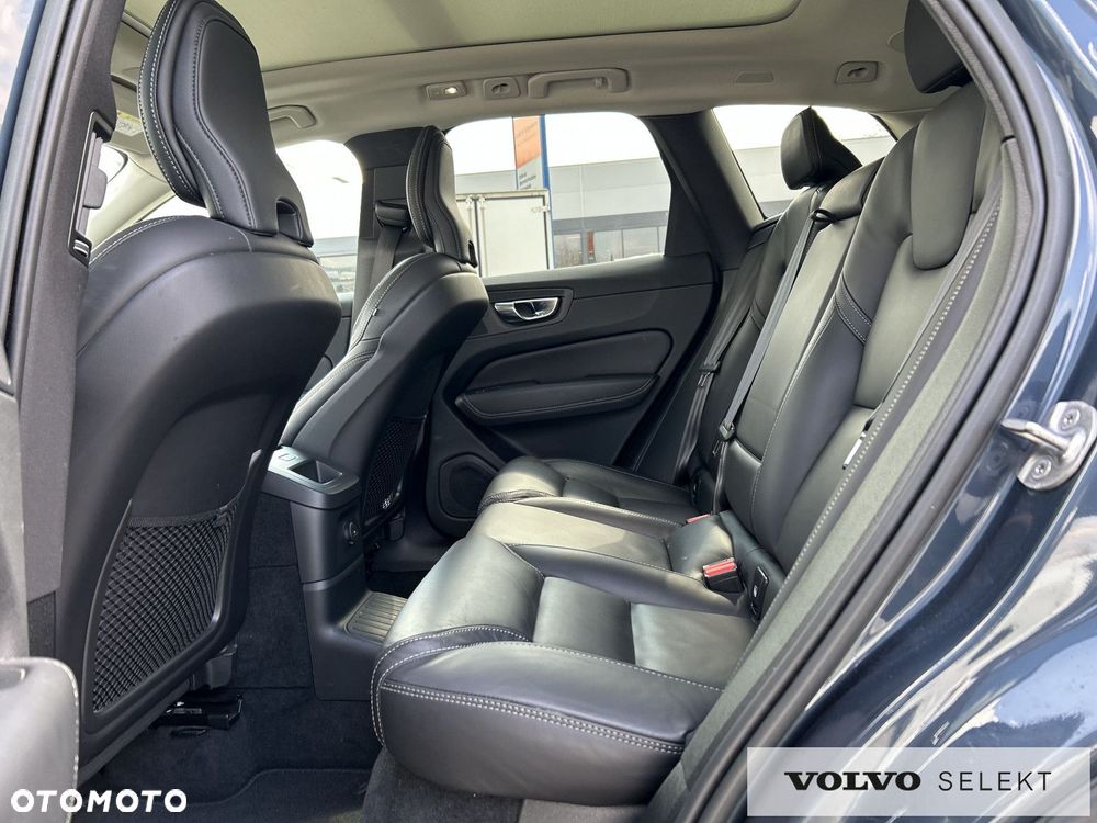 Volvo XC 60 - 31
