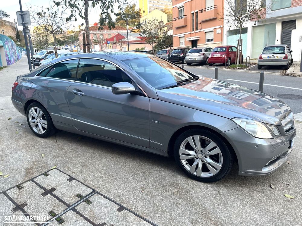 Mercedes-Benz E 250 CDi Avantgarde BlueEfficiency Auto - 2