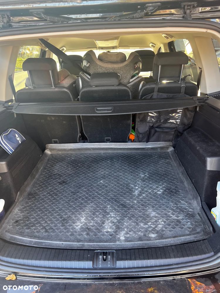 Volkswagen Touran 1.4 TSI BMT Comfortline DSG - 9