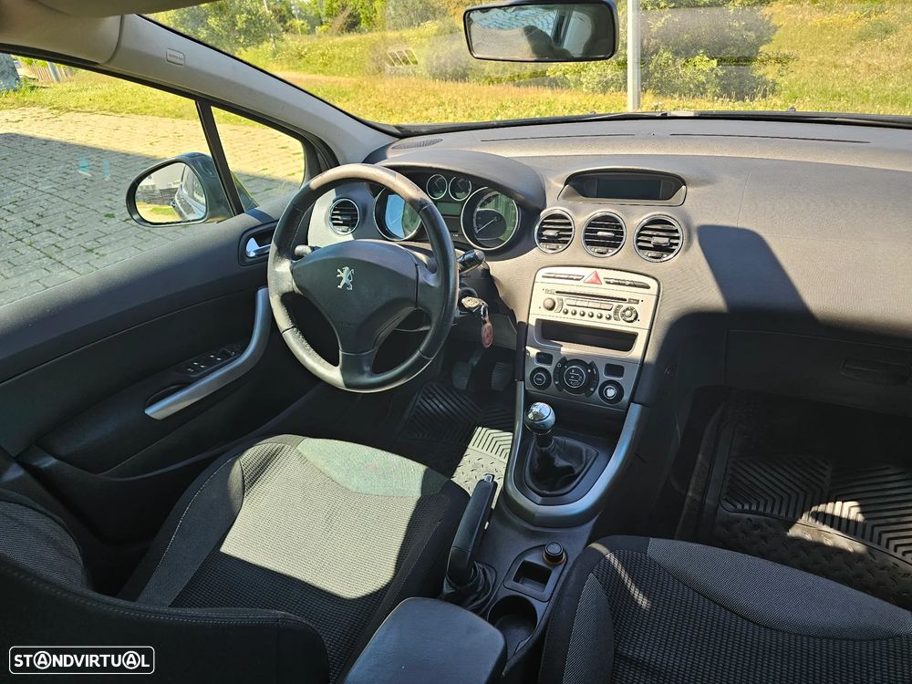 Peugeot 308 1.6 HDi Sport - 29