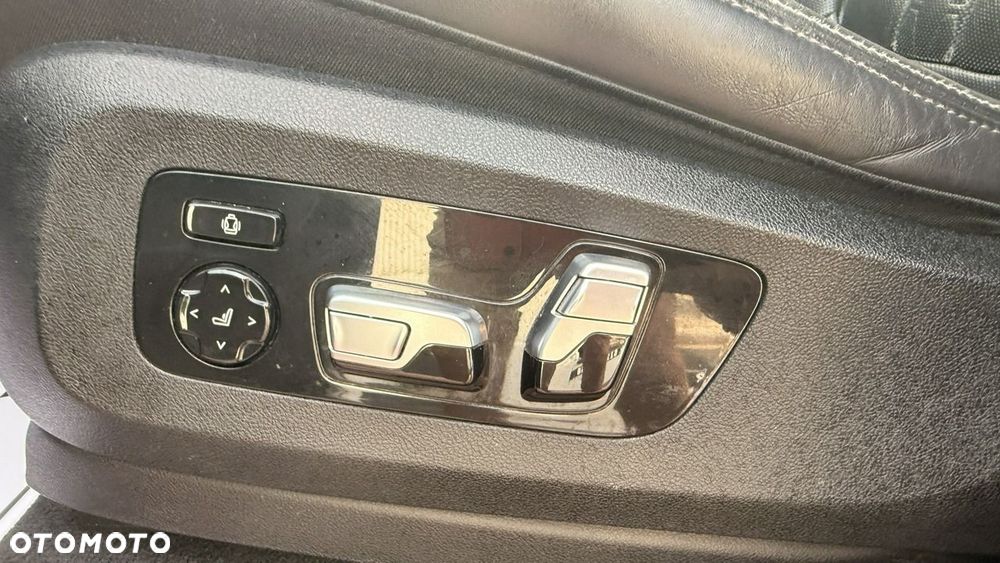 BMW X7 - 15