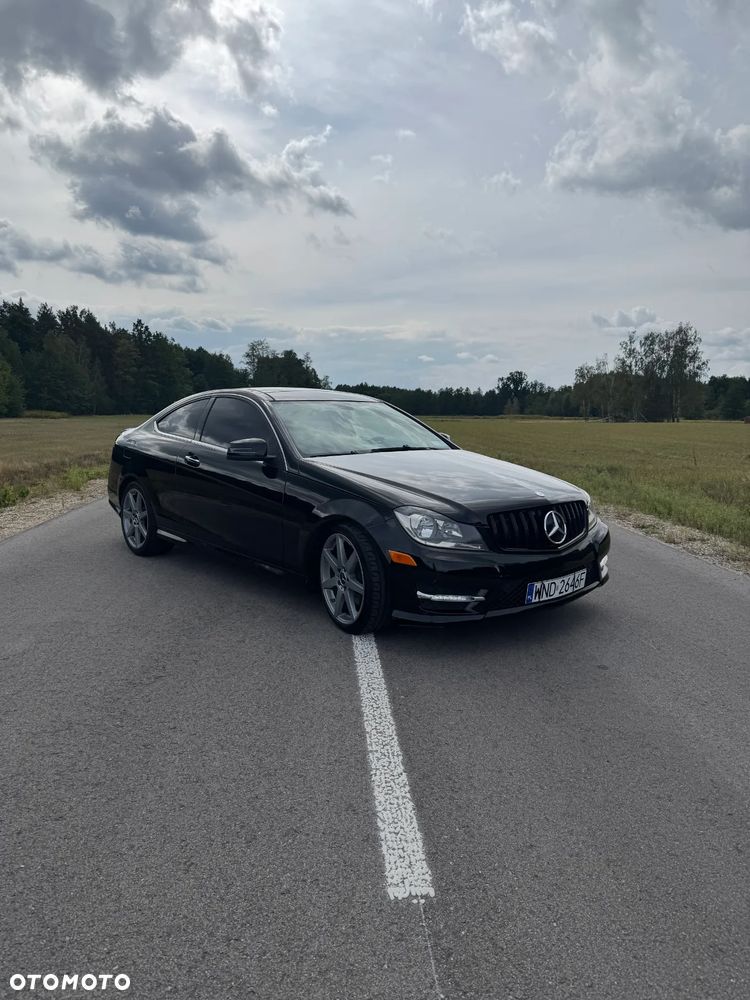 Mercedes-Benz Klasa C 350 Coupe BlueEFFICIENCY 7G-TRONIC Edition 1 - 2