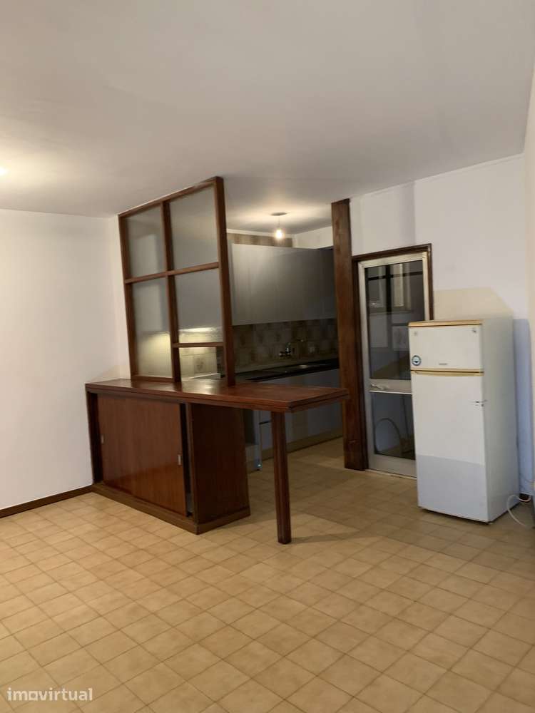 Apartamento T1 , na Avenida da Republica, em Vila Nova de Gaia - Grande imagem: 4/12