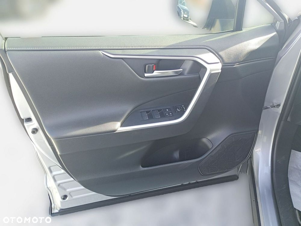 Toyota RAV4 - 17