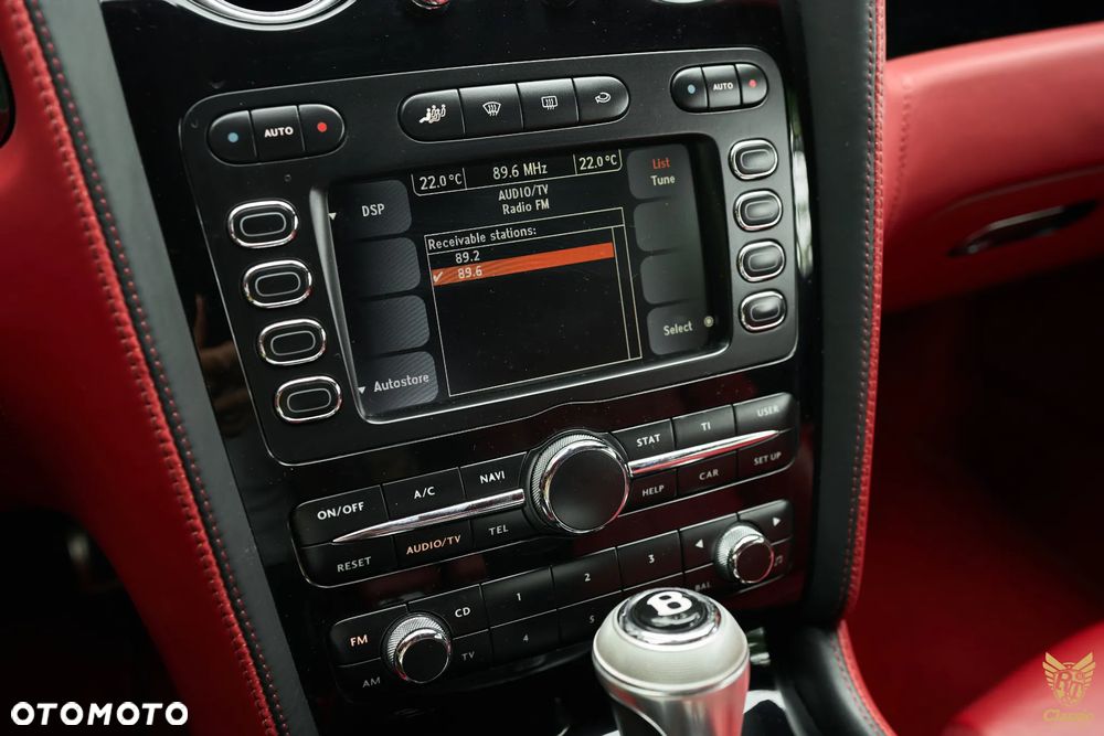 Bentley Continental GT Standard - 32