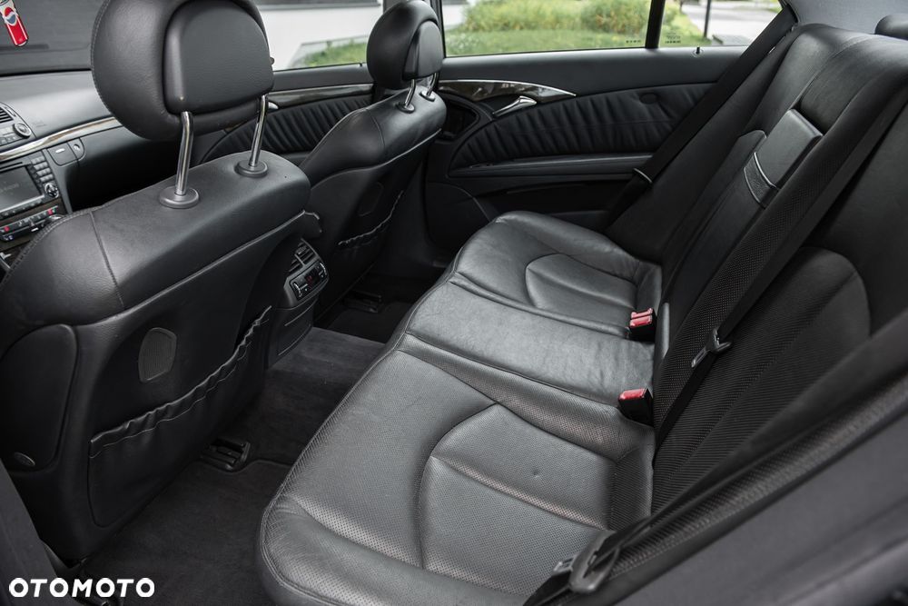 Mercedes-Benz Klasa E 500 Avantgarde - 26
