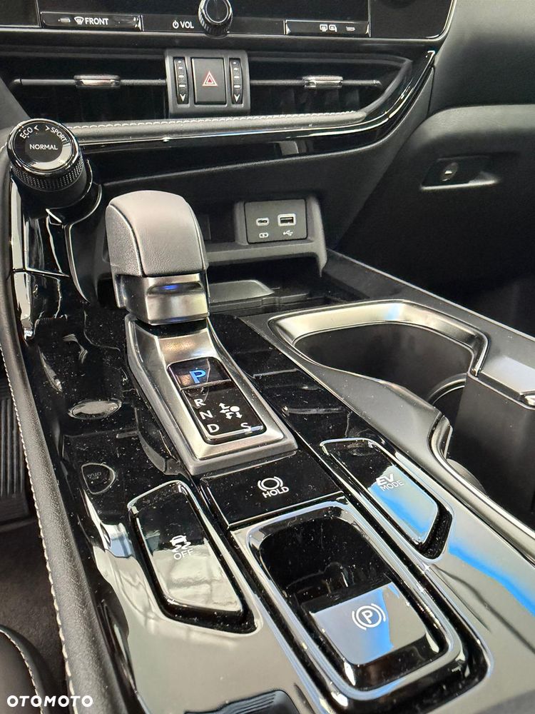 Lexus NX 350h Elegance 2WD - 15