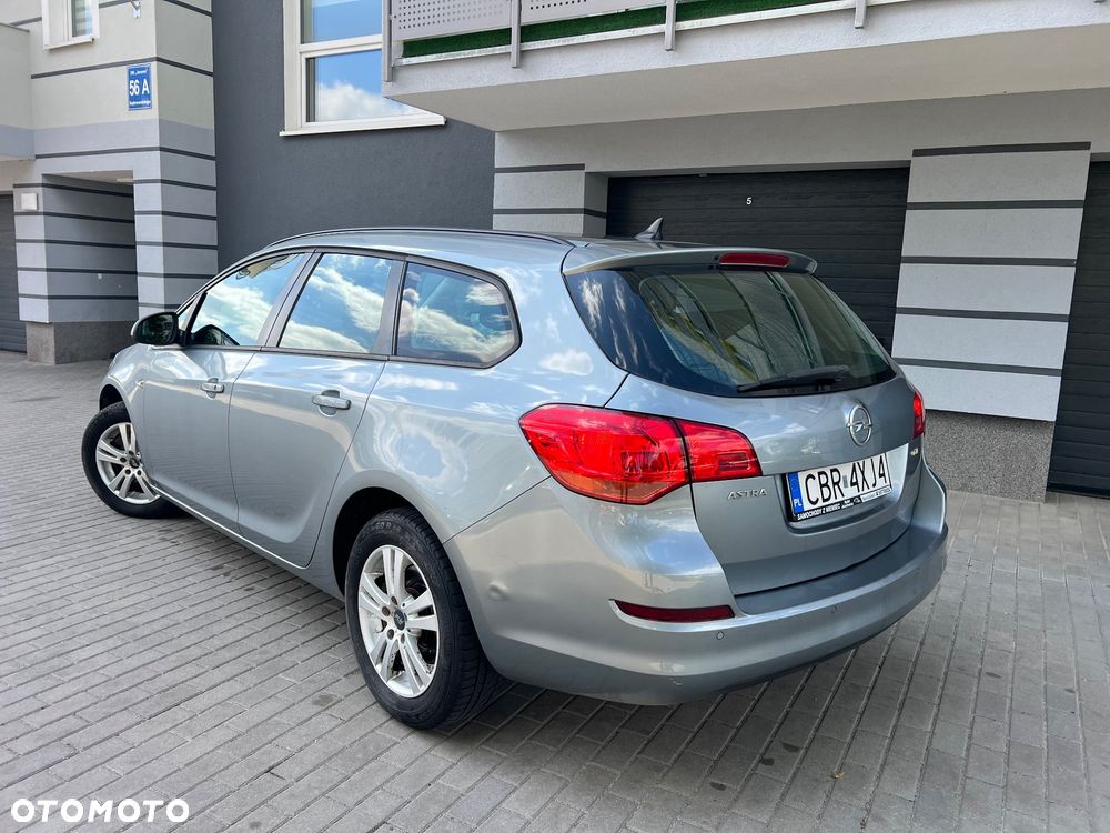 Opel Astra 1.7 CDTI Sport - 2