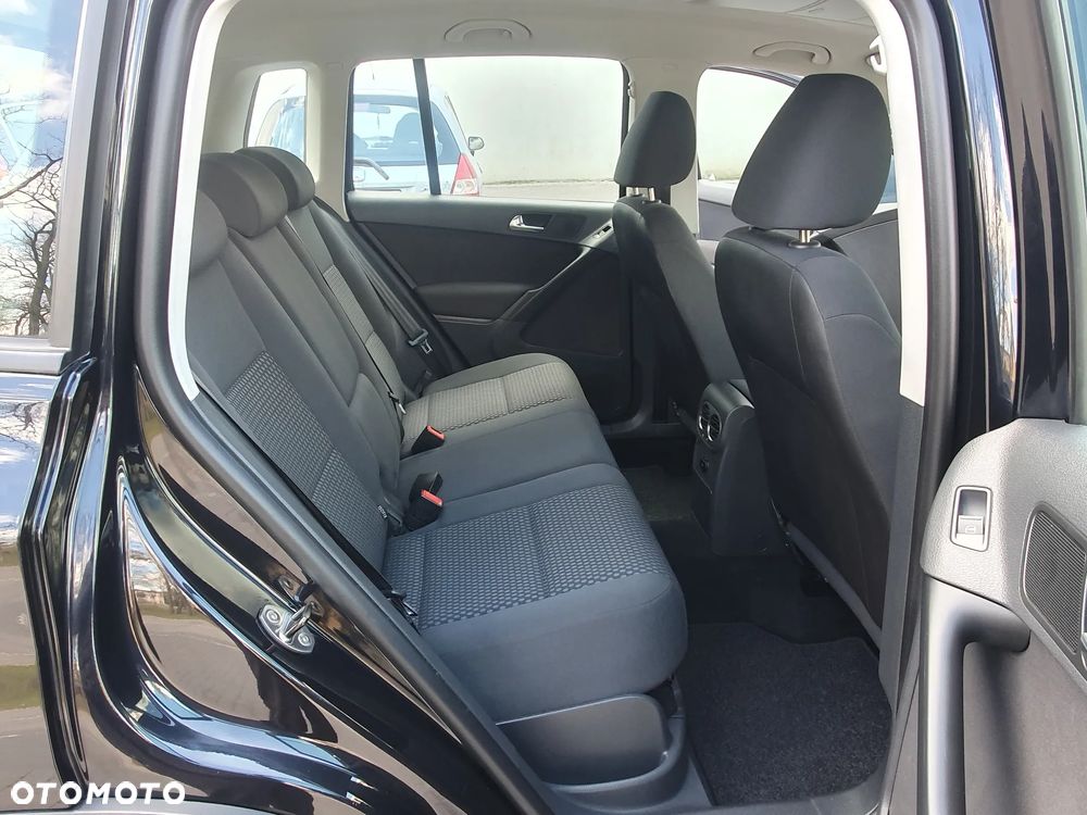 Volkswagen Tiguan - 30