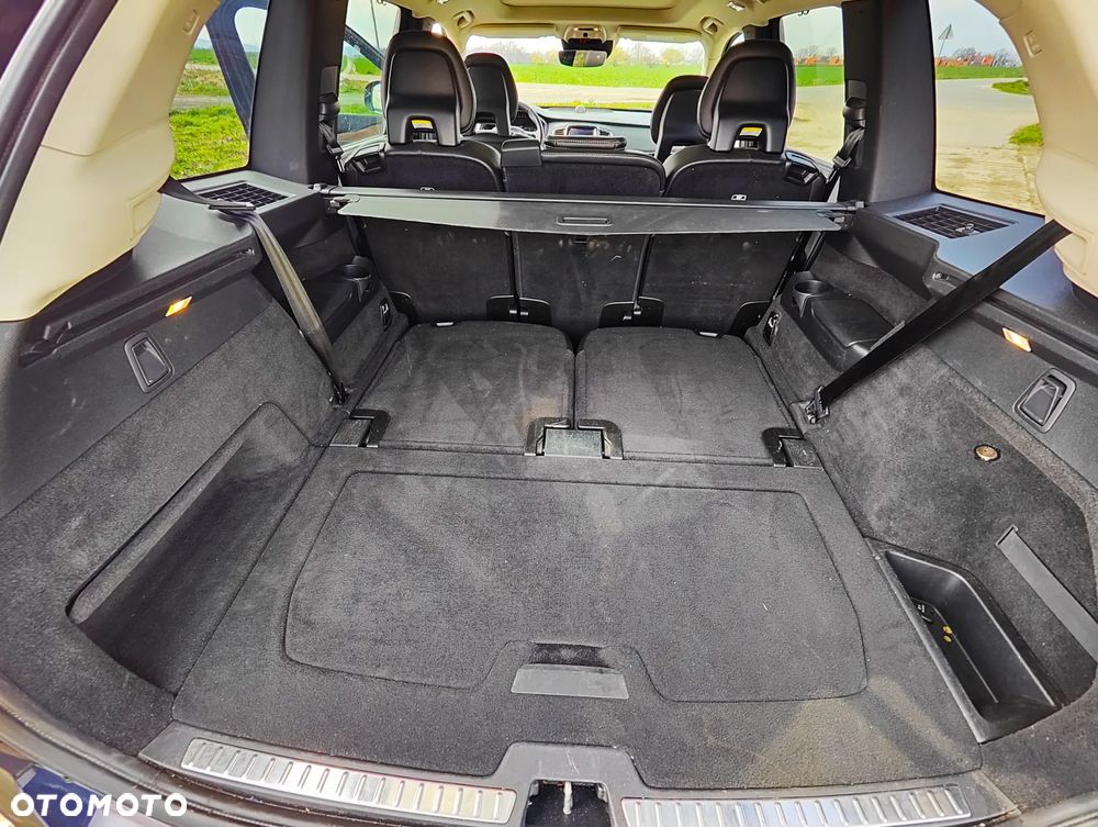 Volvo XC 90 D5 AWD Inscription 7os - 7