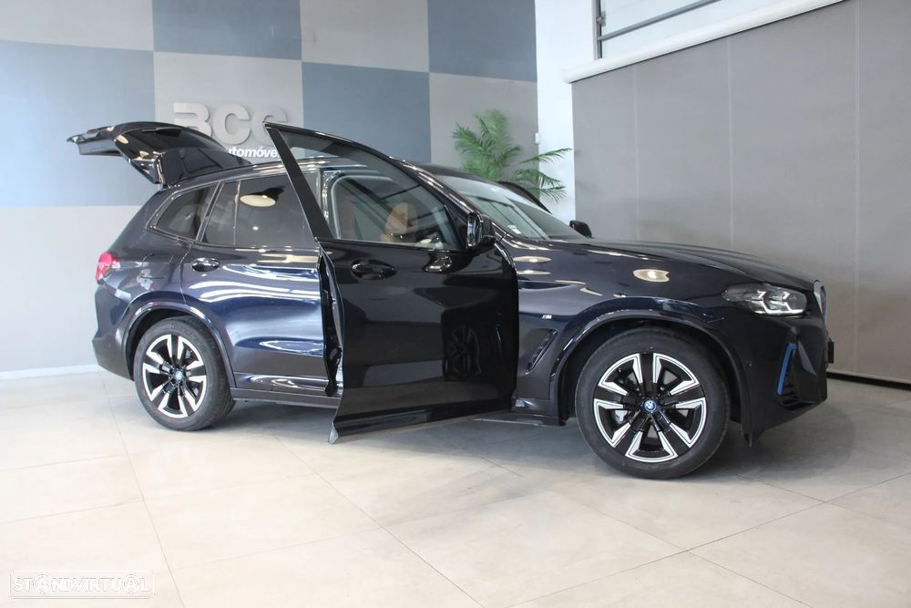 BMW iX3 M Sport Inspiring - 26