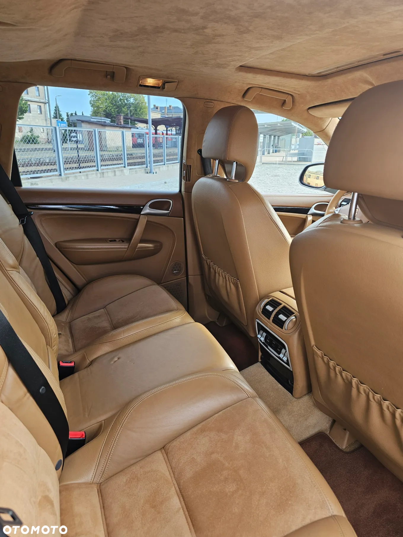 Porsche Cayenne Turbo - 11