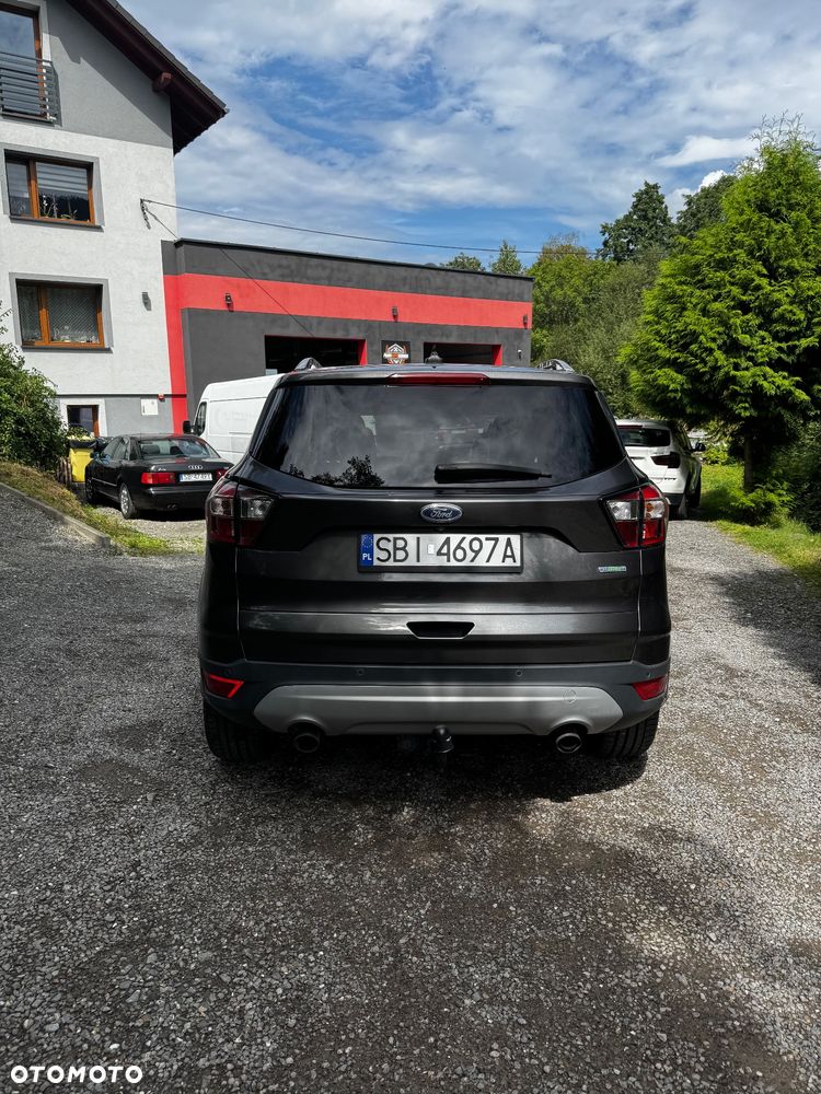 Ford Escape 2.0 EcoBoost AWD Titanium - 4