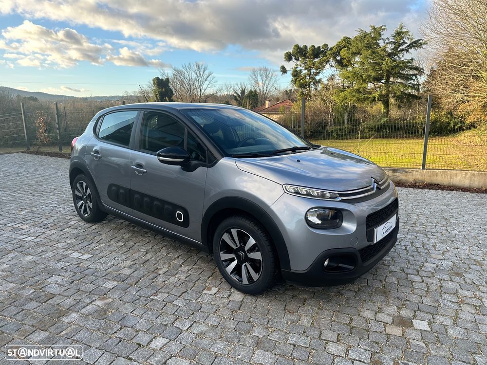 Citroën C3 1.2 PureTech Shine - 1