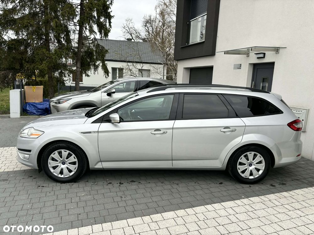 Ford Mondeo 1.6 TDCi Champions Edition - 14