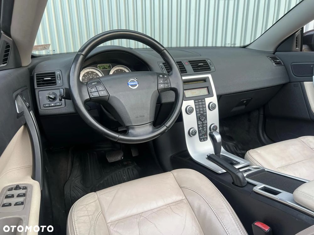 Volvo C70 T5 Summum - 24
