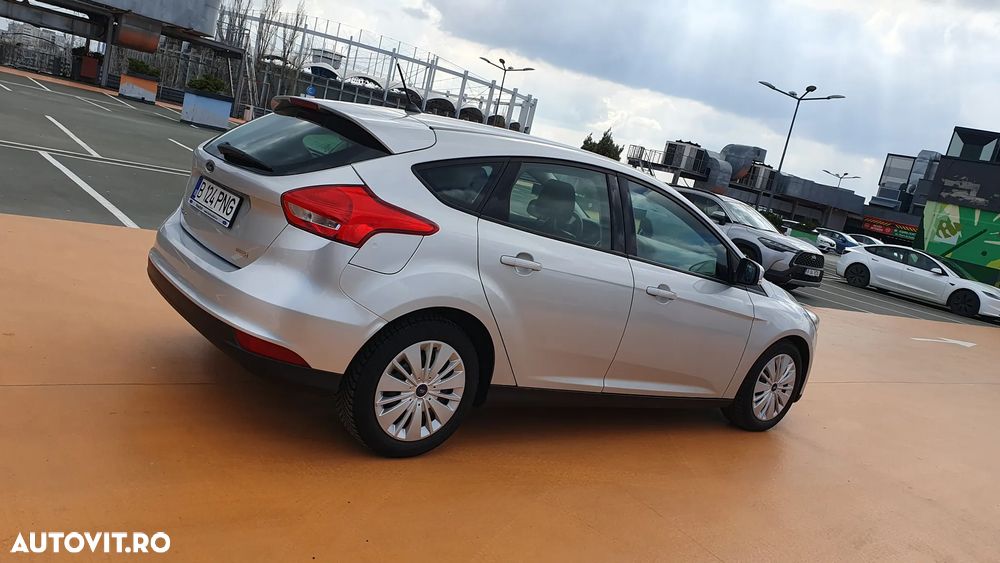 Ford Focus 1.0 EcoBoost Trend Edition - 30