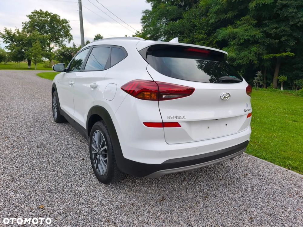 Hyundai Tucson 1.7 CRDI BlueDrive Style 2WD - 15