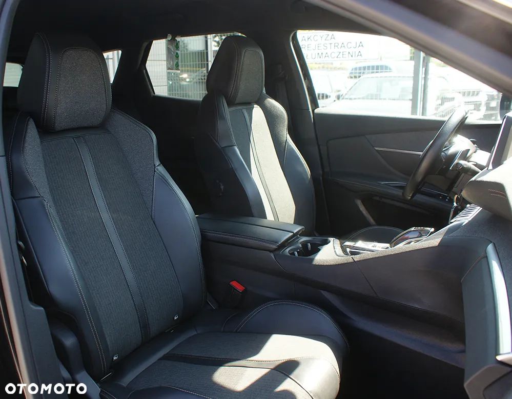 Peugeot 3008 1.5 BlueHDi GT S&S EAT8 - 23