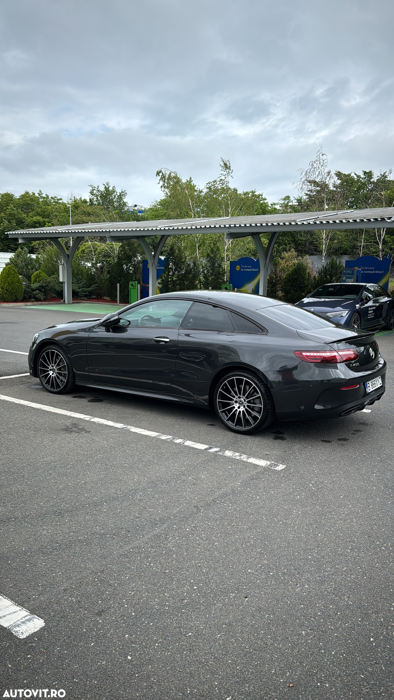 Mercedes-Benz E - 25