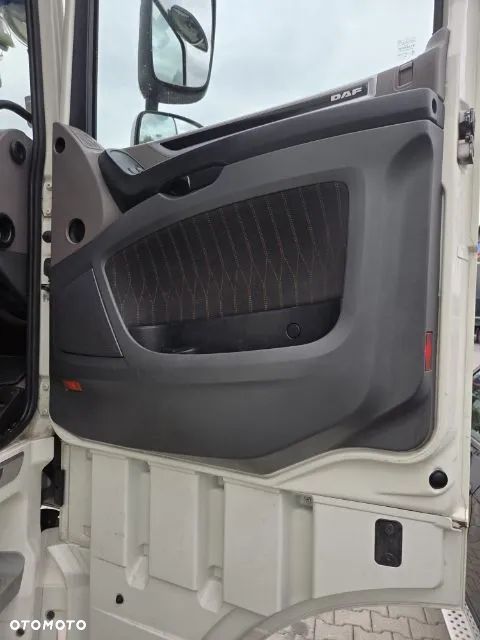 DAF LOW DECK - 9