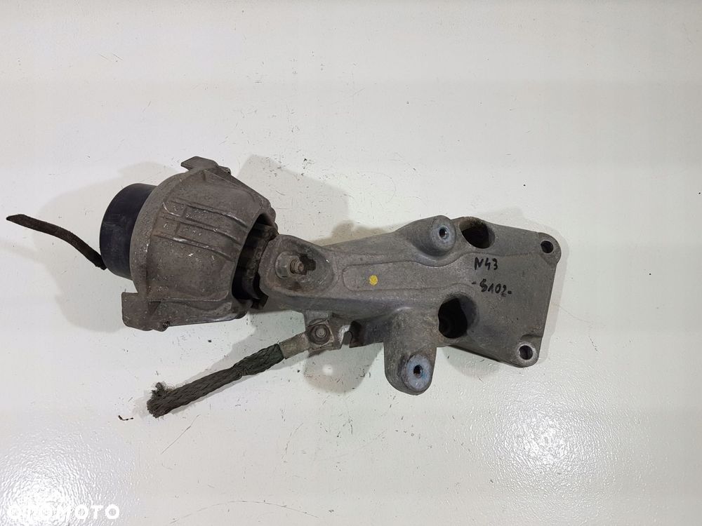 łapa poduszka silnika lewa 6776529 bmw e90 e91 e87 e81 2.0b n43b20aa - 2