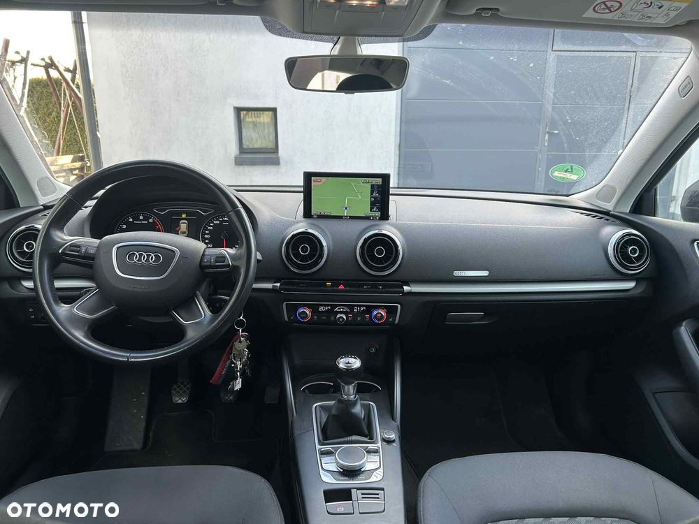 Audi A3 Sportback 1.4 TFSI Ambition - 9