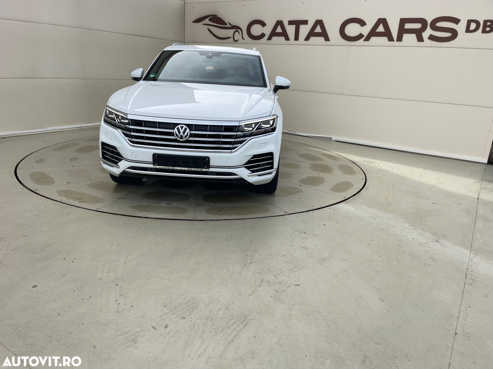Volkswagen Touareg 3.0 V6 TDI 4Motion DPF Automatik Elegance - 2