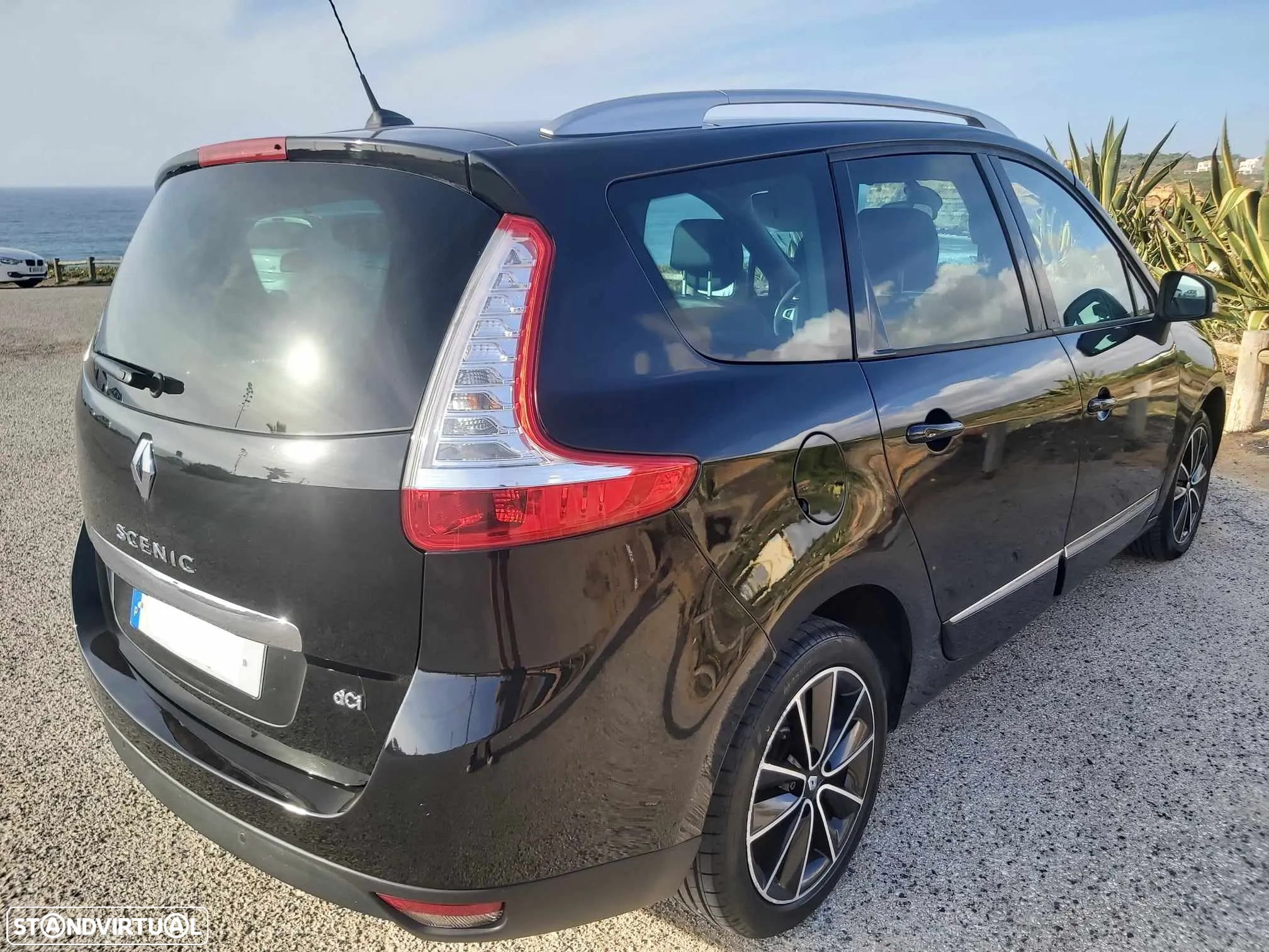 Renault Grand Scénic 1.5 dCi Bose Edition 7L - 4