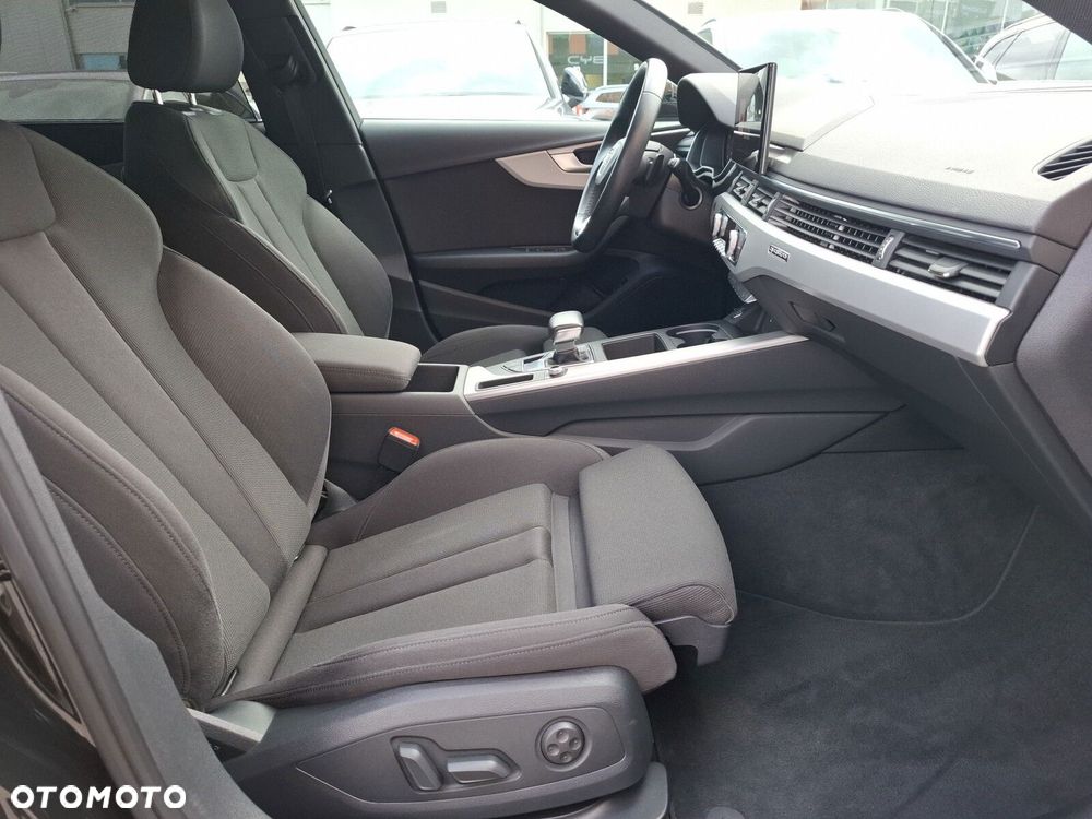 Audi A4 Allroad - 20