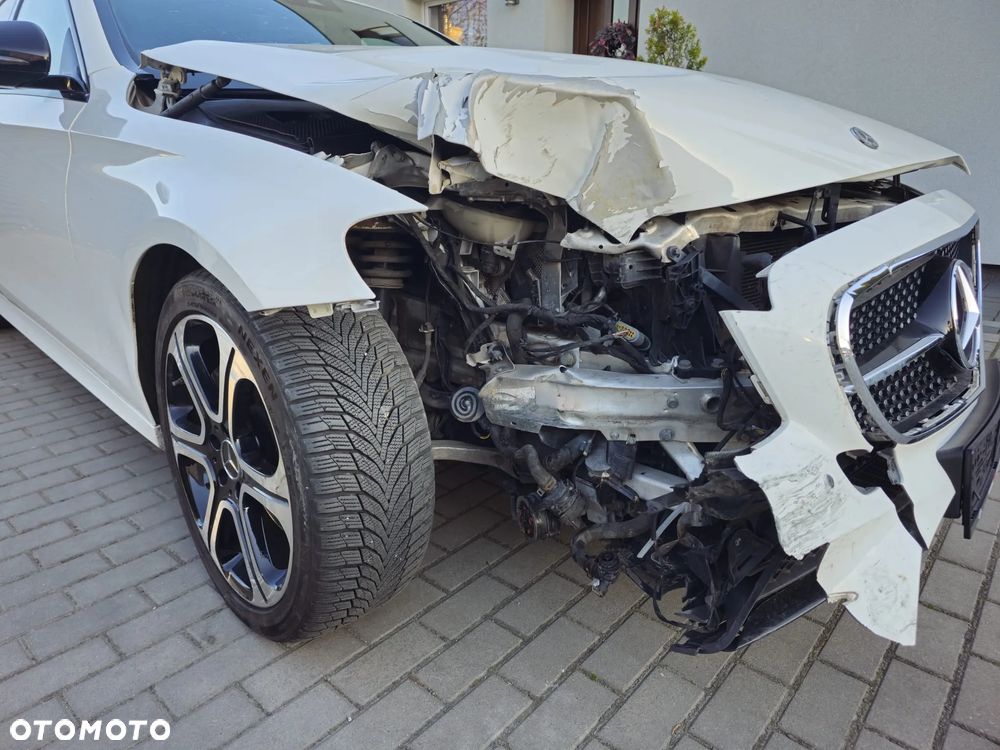 Mercedes-Benz Klasa E 220 d 9G-TRONIC AMG Line - 11